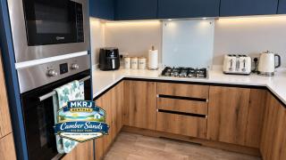 MKRJ EXECUTIVE LODGE - Parkdean Camber Sands - sleeps 8 - En Suit -Pet Friendly - 5