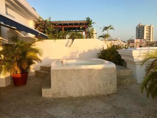 Boutique Stay in Historic Center & Local Concierge - 1