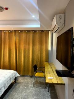 Ark Hotel - Studio Apartment - 1