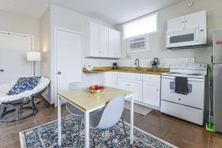 Great Walkable Location! Tucson Studio Stay - 9