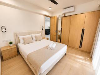 Silver House - 5