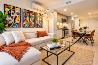 Luxury 4 person apartment in heart of Montreal downtown - 7