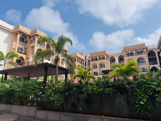 Elegant 1 BHK Pool View Stay with Gym & Parking - 4