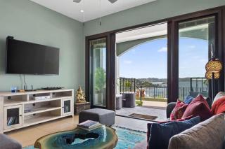 360 Splendor 306-Ocean View Condo-Breakfast - 6