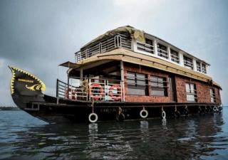 Omkaram Houseboats 3 Bedroom and 4 Bedroom Houseboats with Upper Deck - 0