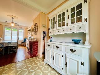 Clemalro Family Home in the Heart of Isigny - 2