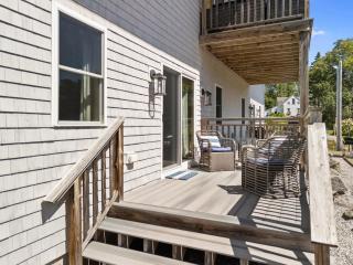 Ocean Breeze West Wind – Updated 2BR/2BA home step - 9
