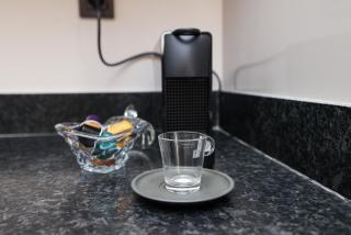 Stylish 1BR apartment in central Casablanca with Terrace & Parking - 3