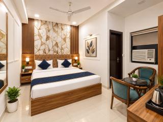 The Montana Suite Avenza Hotel Near Intanational Delhi Airport - Free Airport Pickup & Drop - 2