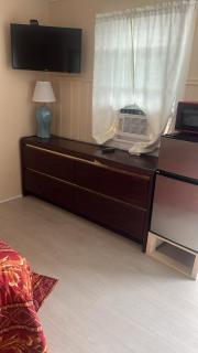 Knotty Pine Motel - 9