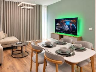 Matisse No34 - One Bedroom Apartment with Parking at Aura Complex - 0