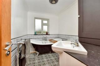The Graveney Hideaway - 4