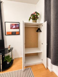 Bright and Elegant Private Room - 7