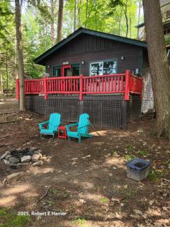 Baker Cabin at Colden Lodge - 9