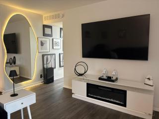 Luxury Retreat, Massage Chair, Relax & Reset - 0