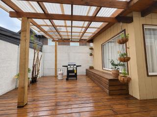 Family-Friendly Home in Pucón with Terrace & BBQ - 9
