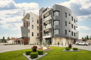 Luxury 2Bedroom Apartment - BC53 Residences, Labone - 0