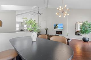 Stylish Soulard Stay 2BR, Game Nights Balcony - 8