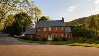 Allegheny Retreat near The Omni Homestead - 9
