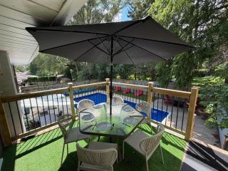 Poolside Paradise - Spacious 5BR Family Home - 9