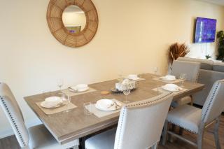 Poolside Paradise - Spacious 5BR Family Home - 3