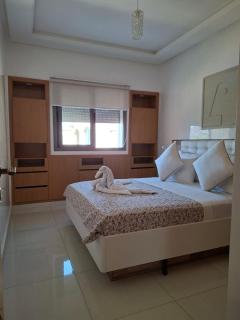 Emmraude- appartement avec 2 chambres, salon ,avec piscine 2 minutes de la plage - 8