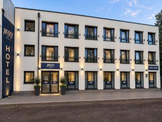 MYKY Aparthotel Harburg - Free Parking - 8