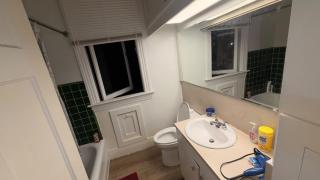 Vancouver Downtown East Guesthouse- Free Parking - 1