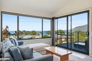 Coastal 2BR Escape, Steps to Beach, Dining and Bar - Eaglehawk Neck - 0