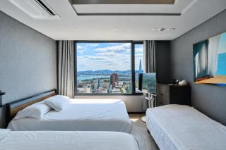 Landmark View Namsan Lotte Tower Hanriver Spacious Modern Penthouse - 1