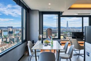 Landmark View Namsan Lotte Tower Hanriver Spacious Modern Penthouse - 4