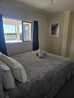 A slice of paradise in Whiritoa - 9