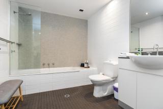 Gateway Apt in Kingston Central - Hosted by Canstay - 2