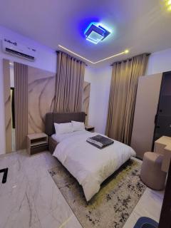 Cliftonville Place - Luxury 3 Bedroom Duplex - 4