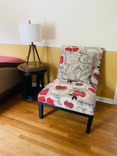 B4 A private room in Naperville downtown with desk and Wi-Fi near everything - 3