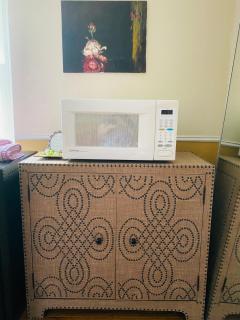 B4 A private room in Naperville downtown with desk and Wi-Fi near everything - 5