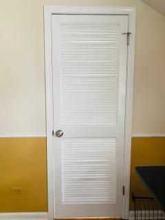 B4 A private room in Naperville downtown with desk and Wi-Fi near everything - 2
