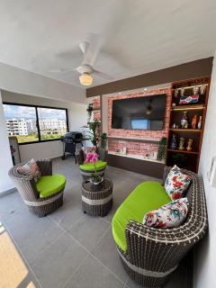 The Cibaena Apt on Fifth Palm - 9
