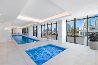Luxury Chevron Island Retreat Water & City Views - 7