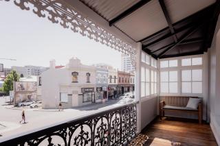 Harrington House - inner-city luxury apartment - 7