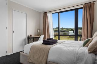 Ranui at the Drifts-Luxury Beach Stay Waiotahe. - 5