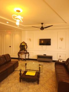 Luxury Studio Apartment Mandi Bahauddin - 4