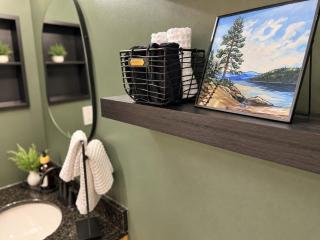 Slope-Side Pet-Friendly Studio | In-Unit Jet Tub - 3