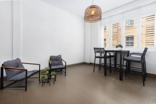 Spacious 3BR Heritage Apartment with Pool, Parking - 5