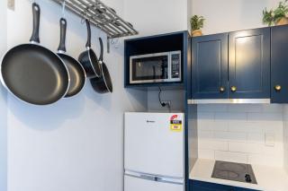 The Ridge Stylish 2BR Cityside Apartment with Pool, Gym and Parking - Brisbane - 4