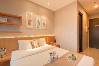 Cozy and Best Studio at Ciputra World 2 Apartment By Travelio - 5