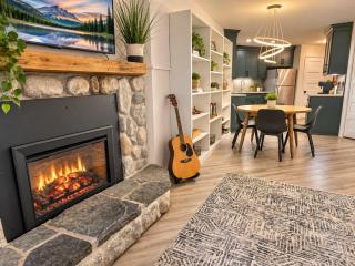 Updated Ski-In/Ski-Out Condo | Hot Tub & Pool - 1