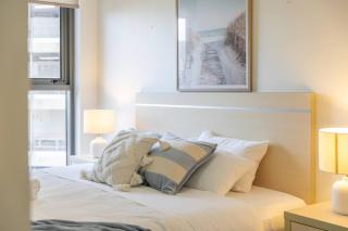 Oaks Panoramic 2BR City Apartment with Pool, Parking, Gym - Brisbane - 1