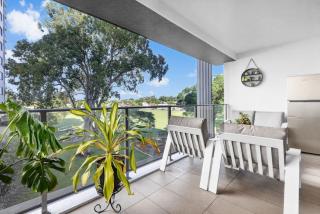 Gorgeous and Spacious 2BR Beach Apt with Pool, Parking and Gym - 6