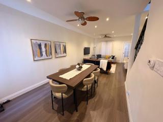 Stylish Toronto Getaway Spacious Fully Equipped - 8